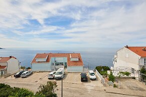 Bahari Apartment