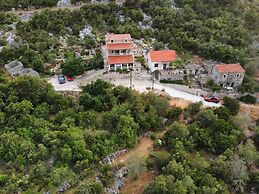 Apartments Leviana