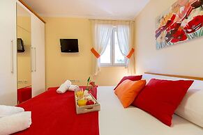 Leona & Borna Central Suites