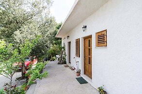 Apartments Limuni