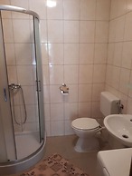 Apartments Limuni