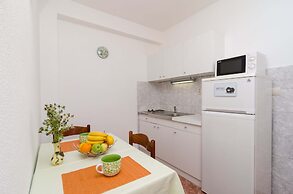 Apartments Matana Chano