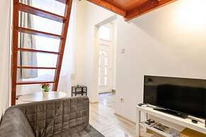 Cosy studioflat in downtown Bp, Hársfa str