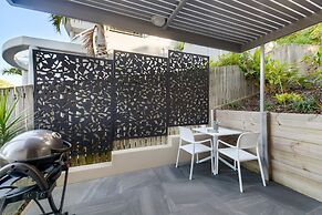 Crystal Shores Sunshine Beach