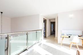 Peris Villa