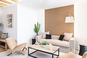Blue Island Luxury Apartment