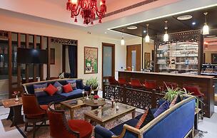 Brahma Niwas - Luxury Lake View Hotel with Infinity Pool, Udaipur