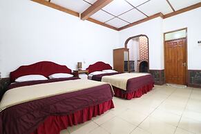 Kampung Pa'go Resort Hotel