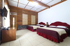 Kampung Pa'go Resort Hotel