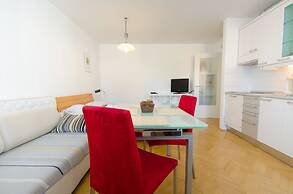 City centre studio with a balcony