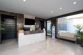 Veranda Suites