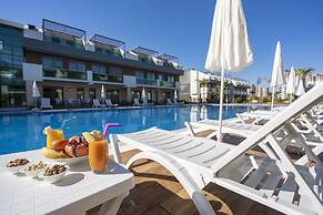 Veranda Suites