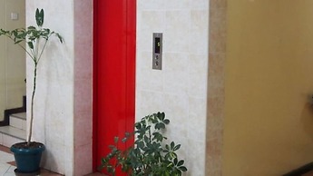 Avenue Suites Hotel