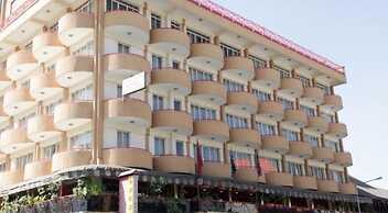 Avenue Suites Hotel