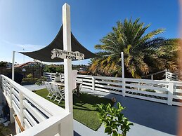 B&B Curacao nv