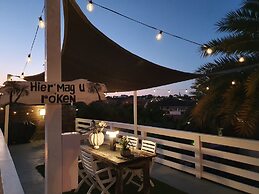 B&B Curacao nv