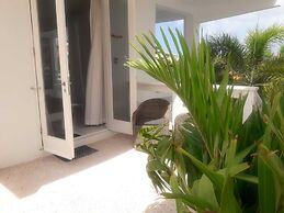 B&B Curacao nv