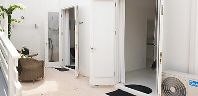 B&B Curacao nv