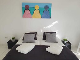 B&B Curacao nv