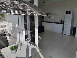 B&B Curacao nv