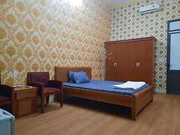 Hotel 99