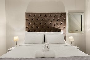 Easy Stay - The Vantage