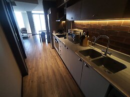 Easy Stay - The Vantage