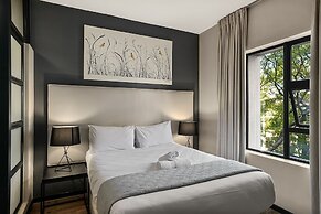 Easy Stay - The Vantage