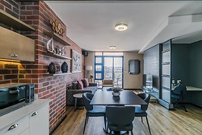 Easy Stay - The Vantage