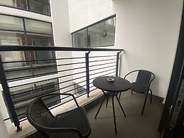 Easy Stay - The Vantage