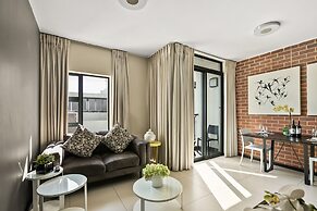 Easy Stay - The Vantage
