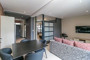 Easy Stay - The Vantage
