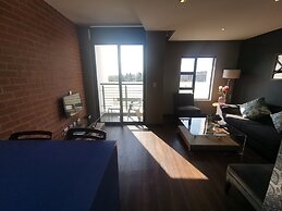 Easy Stay - The Vantage