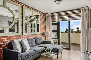 Easy Stay - The Vantage