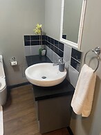 Easy Stay - The Vantage