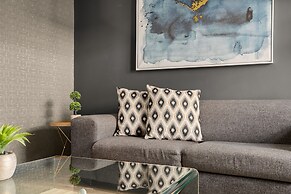 Easy Stay - The Vantage