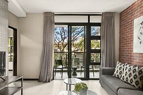 Easy Stay - The Vantage