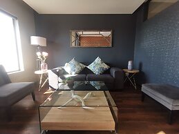 Easy Stay - The Vantage