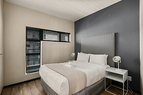 Easy Stay - The Vantage