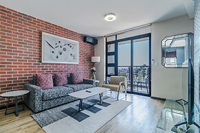 Easy Stay - The Vantage