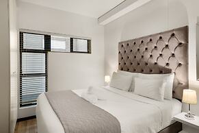 Easy Stay - The Vantage