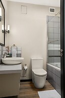 Easy Stay - The Vantage