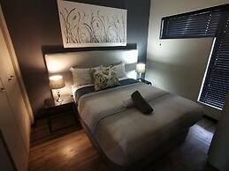 Easy Stay - The Vantage