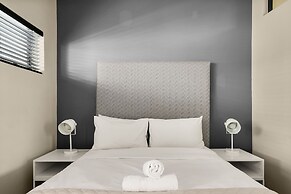 Easy Stay - The Vantage