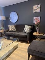 Easy Stay - The Vantage