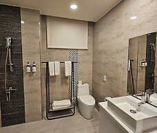 Fengjia Gold Hotel
