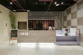 Fengjia Gold Hotel