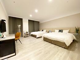 Fengjia Gold Hotel