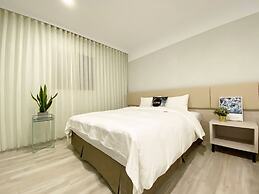 Fengjia Gold Hotel