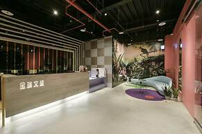 Fengjia Gold Hotel
